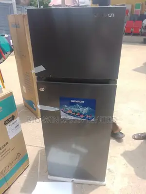 Skyrun Refrigerator 200 Liters