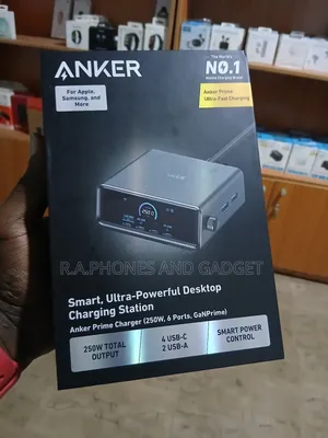Smart, Ultra Powerful Desktop Charging Station
