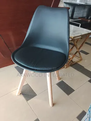 Dining / Coffee And Restaurant Chair