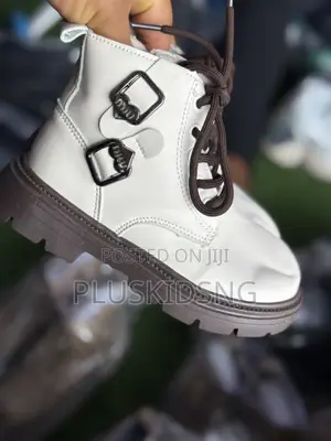 Quality Unisex Boot (Size 29 )