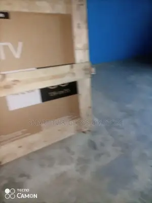 55 Inches With Inbuld Bluetooth Wifi Google Internet Mirror Cast Play