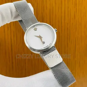 Movado Quality Luxury Ladies Chain Strap Wristwatch