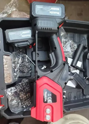 Cordless Chainsaw Cutting Machine