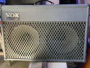 Vox Valvetronix Ad50vt-Xl Guitar Amplifier