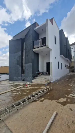 4bdrm Duplex in Alalubosa Gra Ibadan for sale