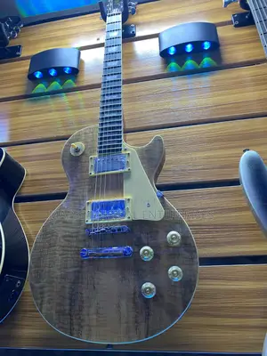 Gibson Les Paul-Style Model