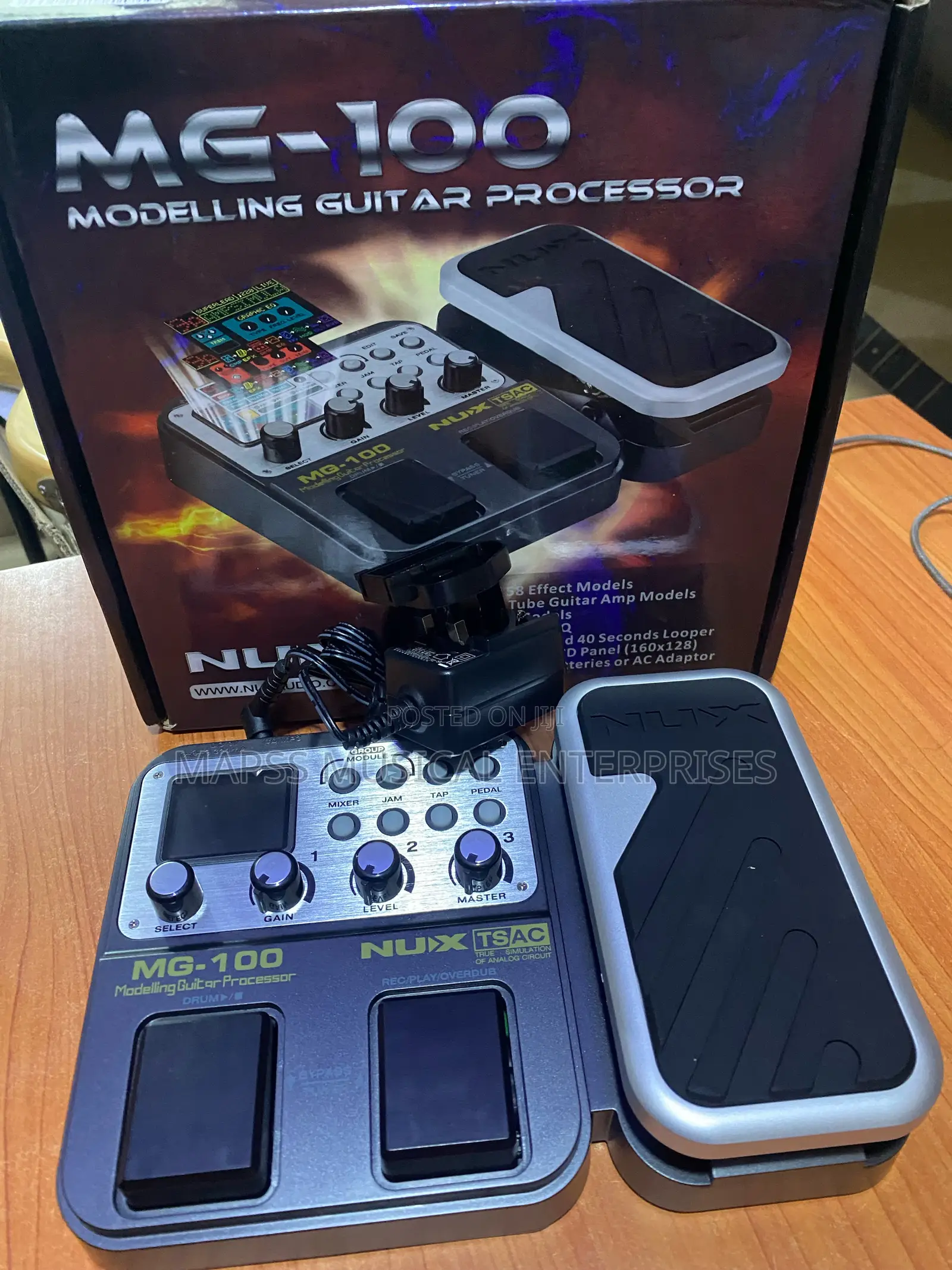 Nux Mg-100 Modelling Guitar Processor.