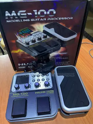Nux Mg-100 Modelling Guitar Processor.