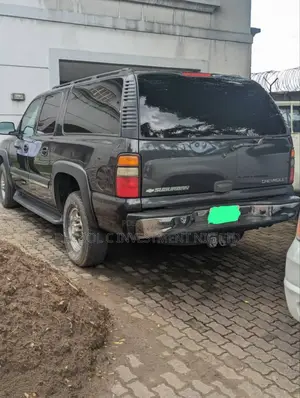 Chevrolet Suburban 2007 Black