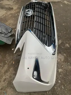 Complete Front Bumper Es 350 2017