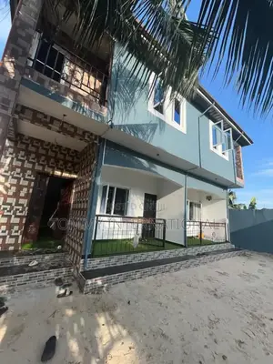 2bdrm Block of Flats in Port-Harcourt for sale