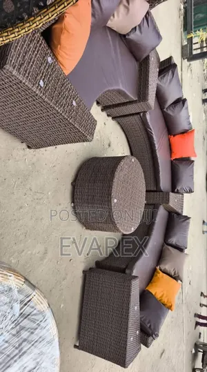 Luxury 9 Seater Round Chair Set, Rattan.