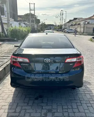 Toyota Camry SE 4dr Sedan (2.5L 4cyl 6A) 2012 Black