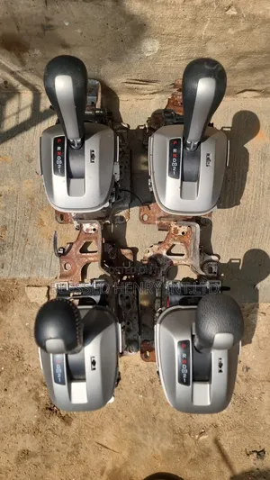 Gear Selector.......