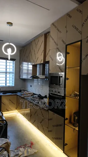 Complete Kitchen Cabinet Revamp
