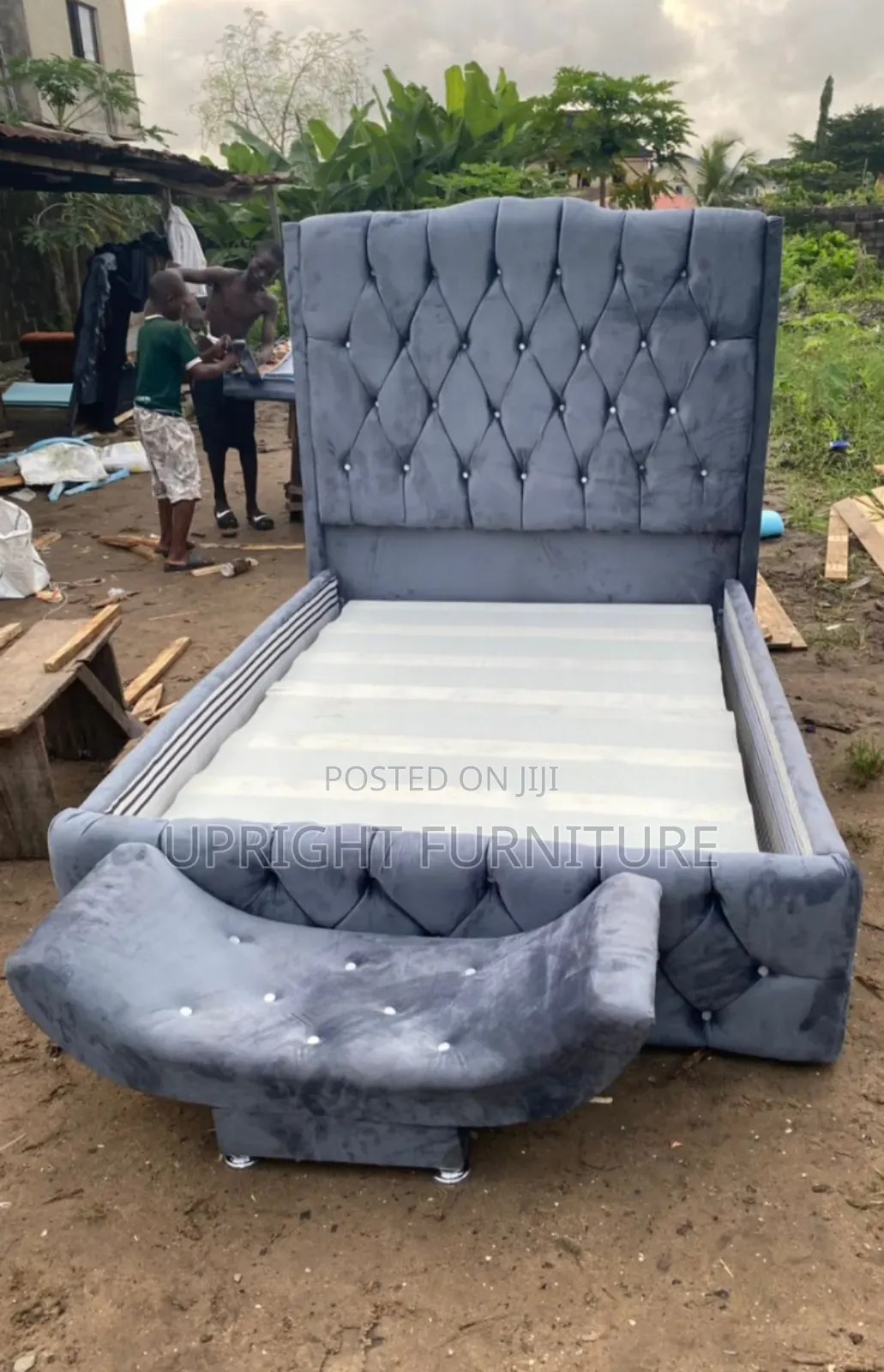 Bedframe 4.5by6