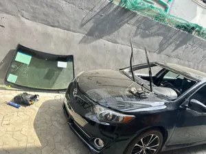Toyota Camry 2016 Windscreen Glass Available