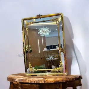 Dk23 Mirror With Gold Design