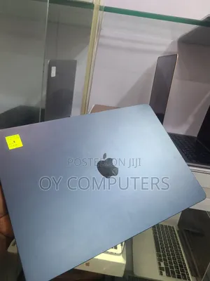 Laptop Apple MacBook Air 2023 M2 8GB Apple M2 SSD 256GB