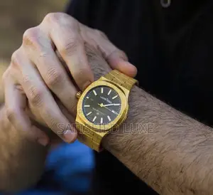 Men Watch Royale Prestige Timepiece the Signature of Timeless Luxury