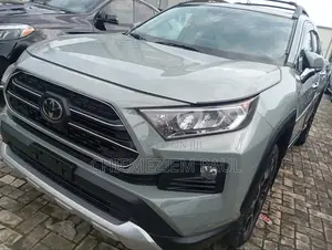 Toyota RAV4 Adventure AWD 2020 Green