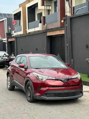 Toyota C-HR XLE FWD Sport Utility (2.0L 4cyl 2AM) 2018 Red