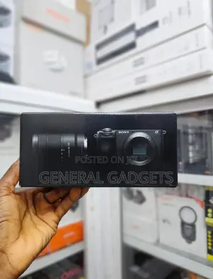 Brand New Sony A6700 With 18-135mm Lens