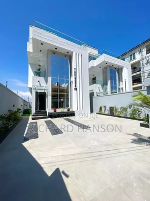 5bdrm Duplex in Lekki Phase 1 for sale