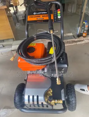 High Pressure Washer (7.5hp Petrol Engine Capacity)