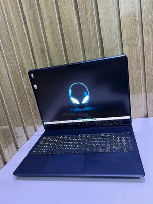 Laptop Dell Alienware X16 32GB Intel Core Ultra 9 SSD 2T