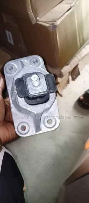 Range Rover Spare Parts, Engine Seat or Engine Mount