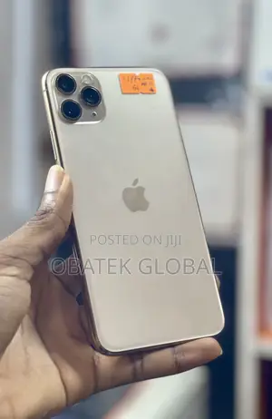 Apple iPhone 11 Pro Max 64 GB Gold