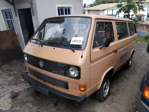 Volkswagen Transporter 2000 Brown