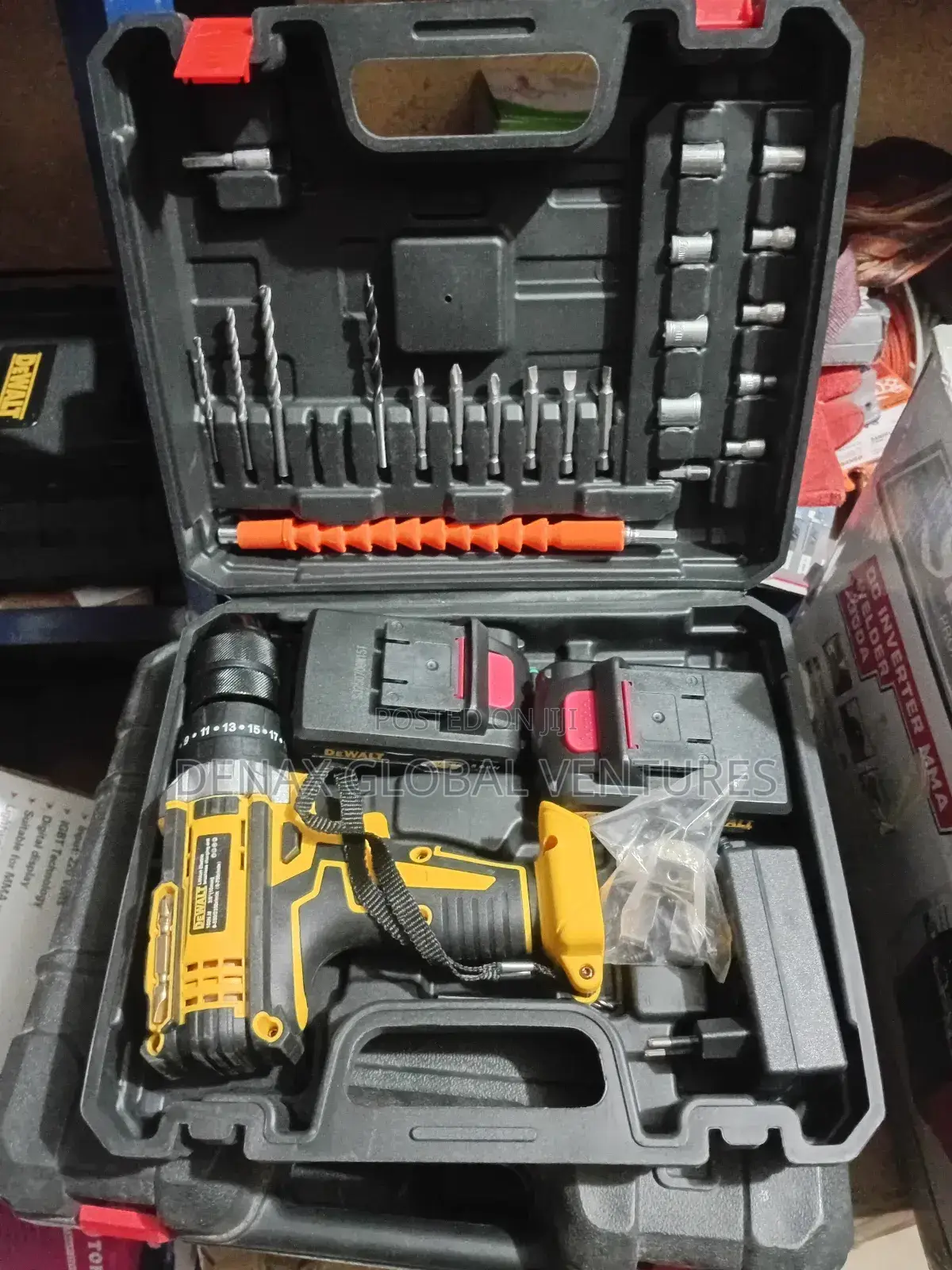 Dewalt Cordless/Battery Drilling Machine