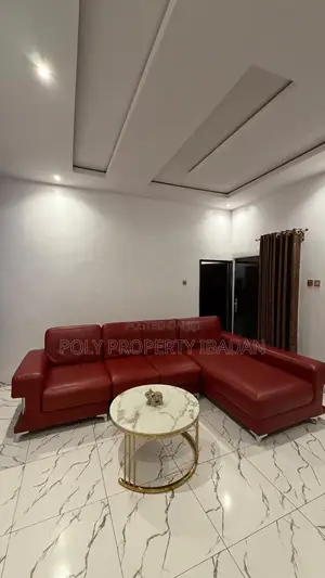 2 Bedroom Shortlet/ Ring Road Ibadan
