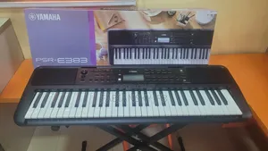 Original Yamaha Keyboard PSR E 383