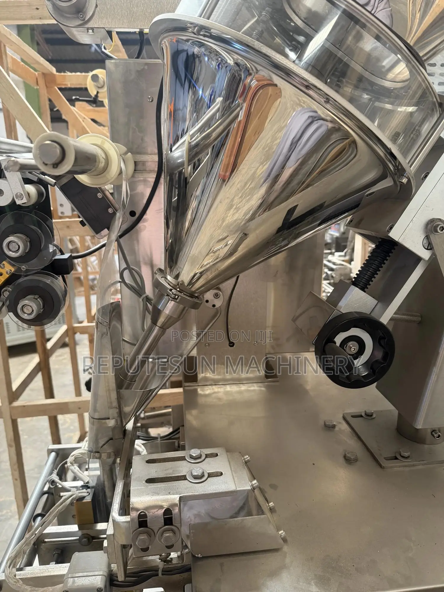 Four-Side Sealing Powder Packing Machine