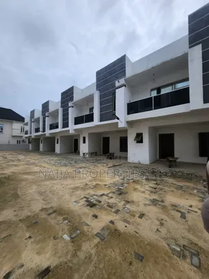 4bdrm Townhouse/Terrace in Diamond Estate, Sangotedo for sale