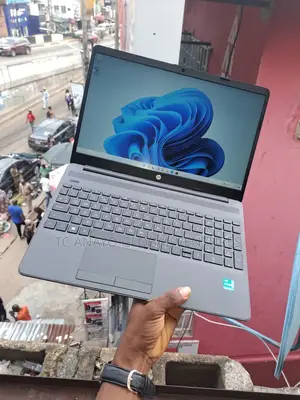 Laptop HP 250 G8 16GB Intel Core i5 SSD 256GB