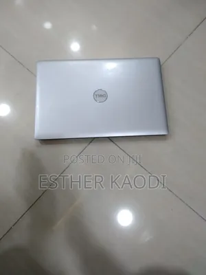 Laptop Dell Latitude 5520 4GB Intel Core I7 SSD 256GB