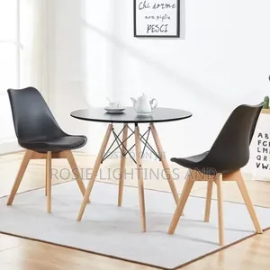 Eames Plastic Dinning Chair With Leather Cushion and Table