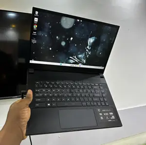 Laptop MSI GS66 Stealth 10SGS 32GB Intel Core I9 SSD 1T