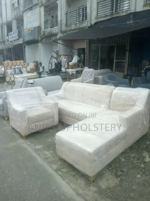 New Latest Designen L Shaped Fabric Chair