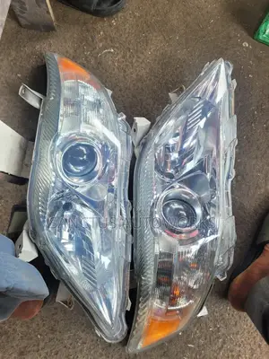 Headlight Toyota Camry 2010