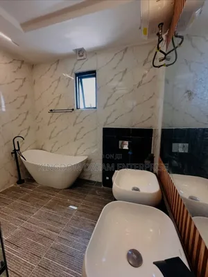 4bdrm Duplex in Lekki Phase 1 for rent