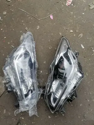 Set Headlamp Suzuki Baleno