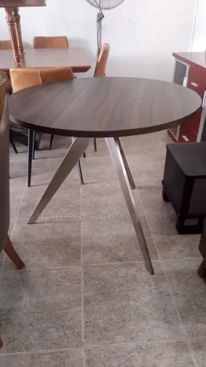 Round Meeting/Board Table