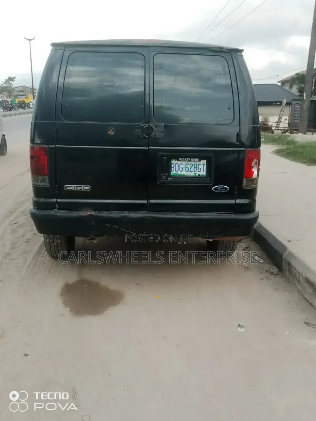Ford E250 2009 Black