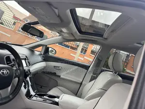 Toyota Venza XLE AWD V6 2013 Gray