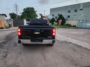 Chevrolet Silverado 2015 Black
